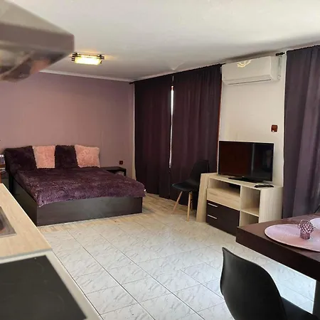 Nikoleta Апартаменты