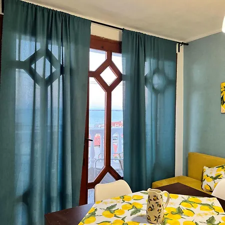 Nikoleta Апартаменты *